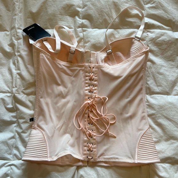Triumph 38B 125th Anniversary Corset Bustier - Picture 5 of 5